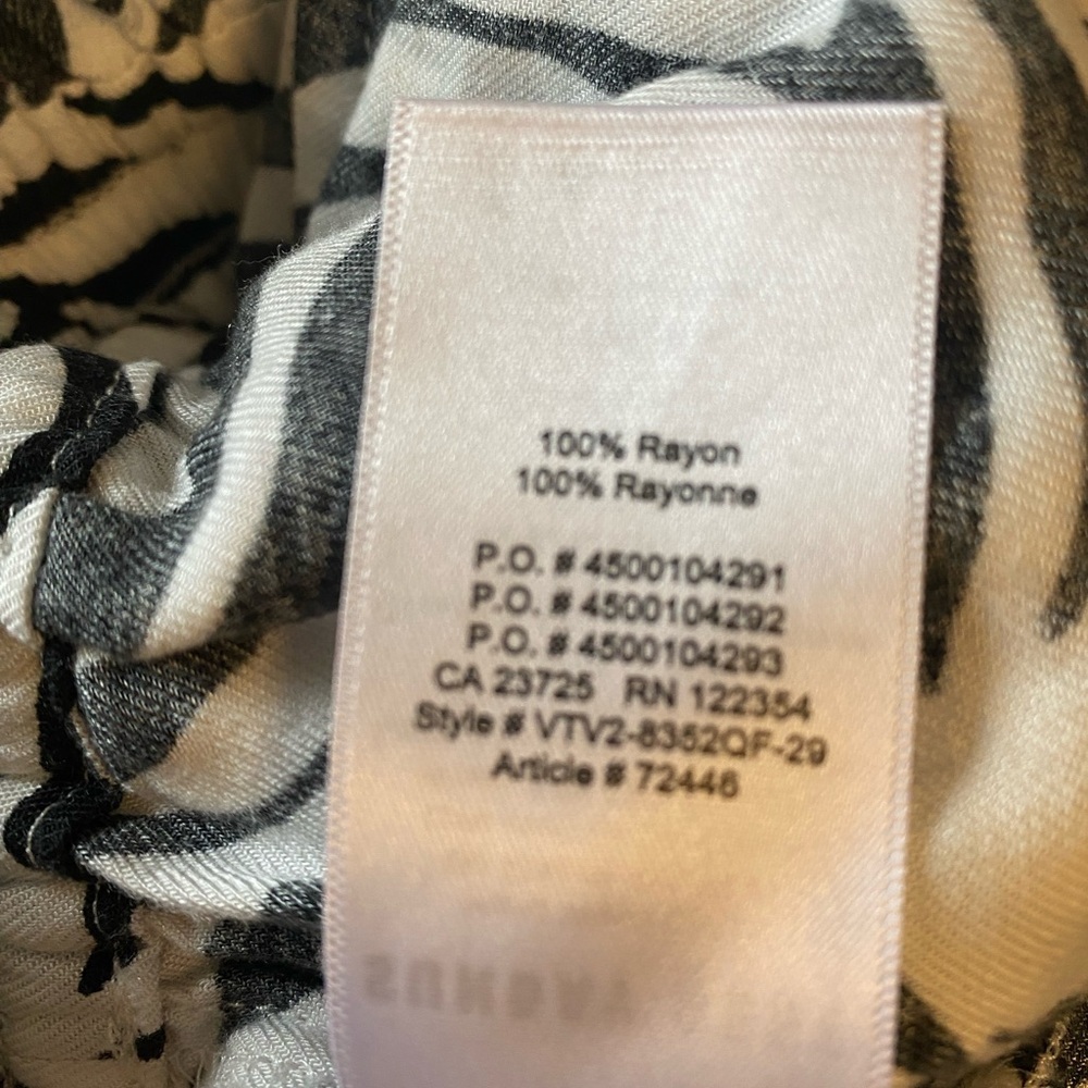 Aritzia Sunday Best Romper Zerbra Pattern Size S - Picture 5 of 5